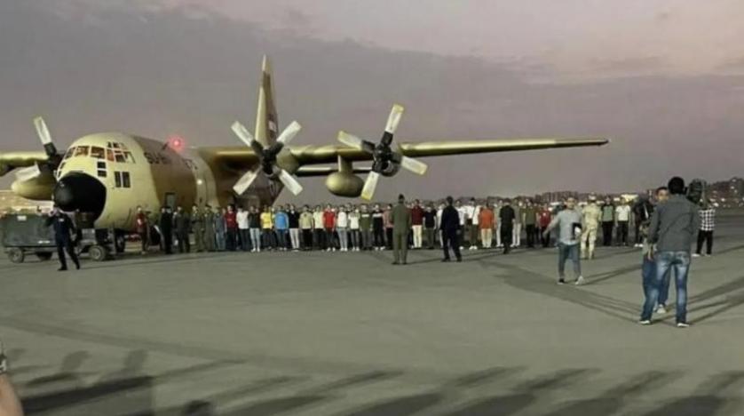 وصول مجموعة جديد من المصريين القادمين من السودان