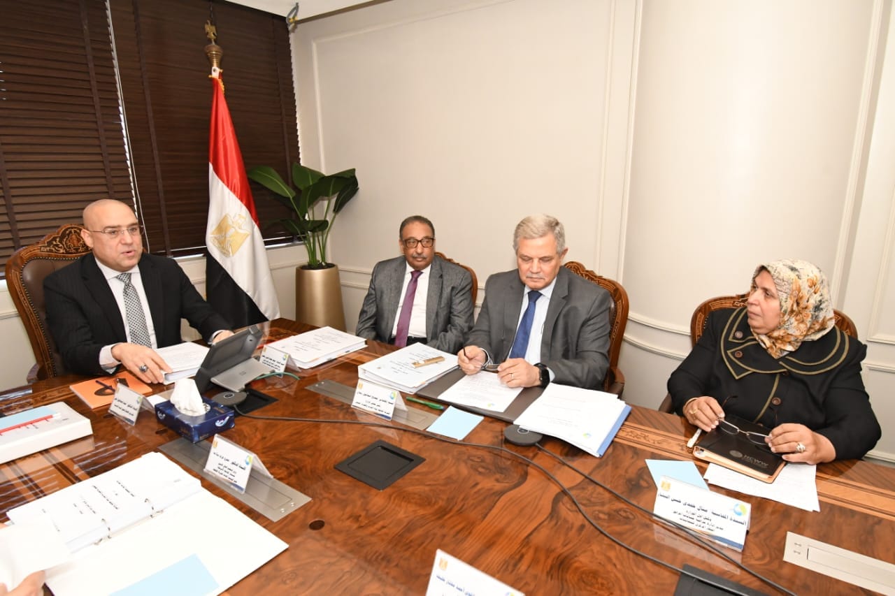 اعتماد القوائم المالية والحسابات الختامية للشركة القابضة للمياه والصرف الصحي