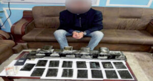 ضبط سائق بحوزته  15 كيلو حشيش بداخل سيارة بالهرم