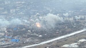  الوضع ما زال صعبًا.. فرار لواء مدرعات روسي من “باخموت”