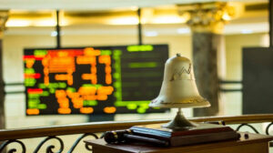 المصريون يستحوذون على 89.9٪ من إجمالى التعاملات خلال جلستين