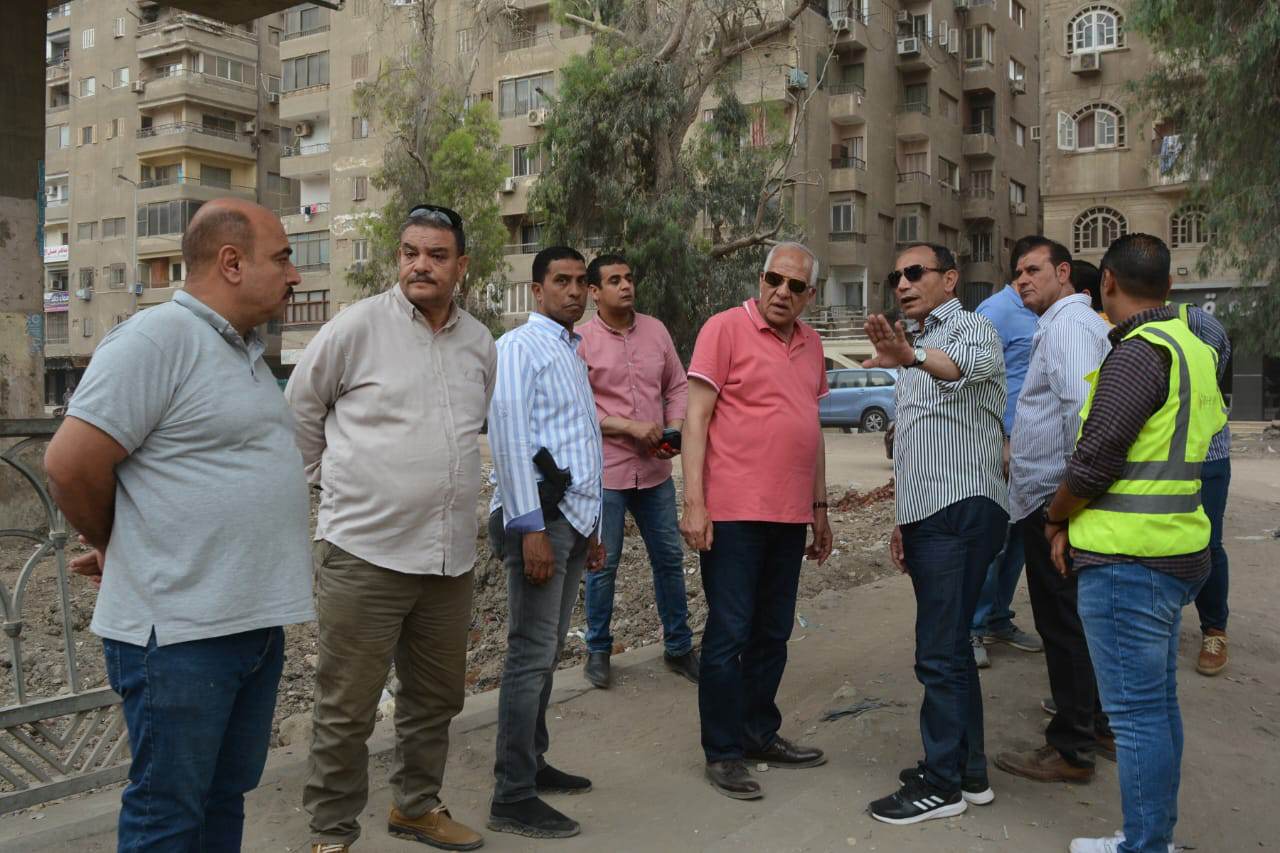 محافظ الجيزة يتابع أعمال إنشاء ساحات الانتظار ومواقف السرفيس جديدة