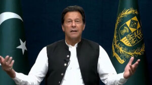 باكستان.. القبض على رئيس الوزراء السابق عمران خان