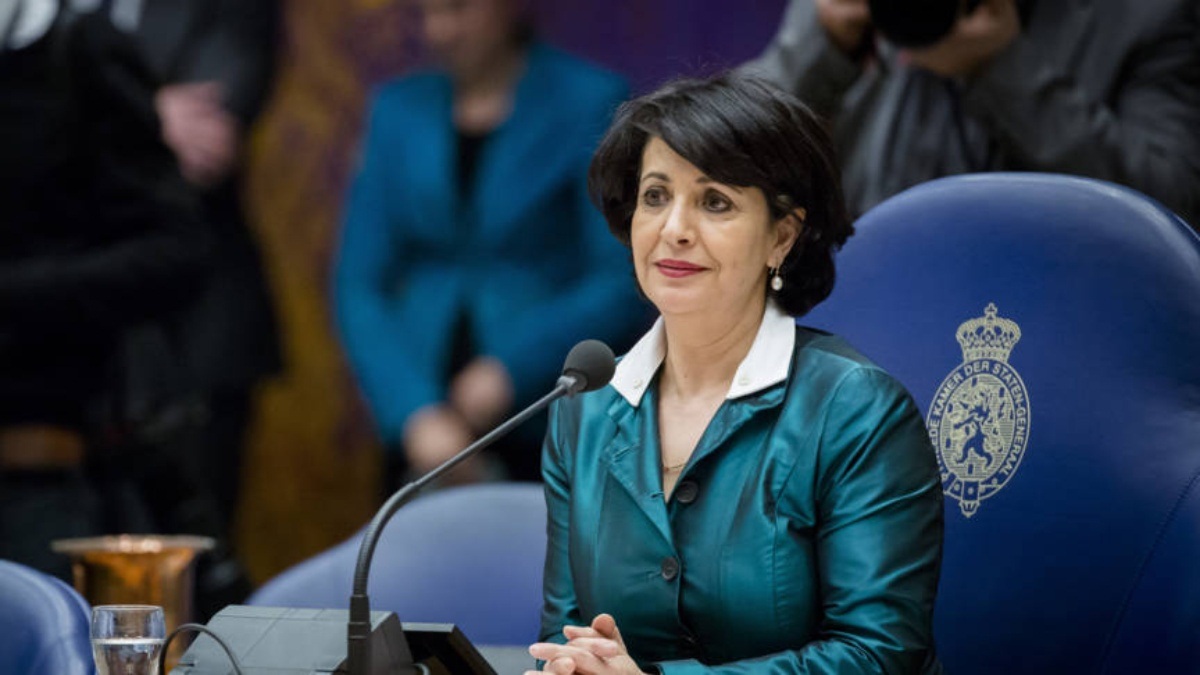 رئيسة البرلمان الهولندي تدعو “تويتر” لمنع رسائل التهديد على منصتها