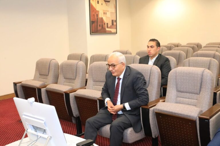 الدكتور رضا حجازي وزير التربية والتعليم