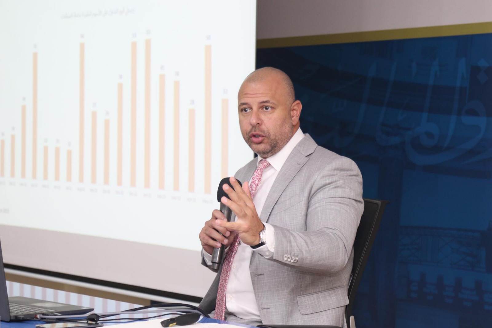 رئيس البورصة المصرية يستعرض إنجازات الأشهر الستة الأولى من 2023