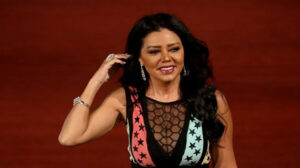 رانيا يوسف: “حرية المراة تشمل البيكينى والنقاب”