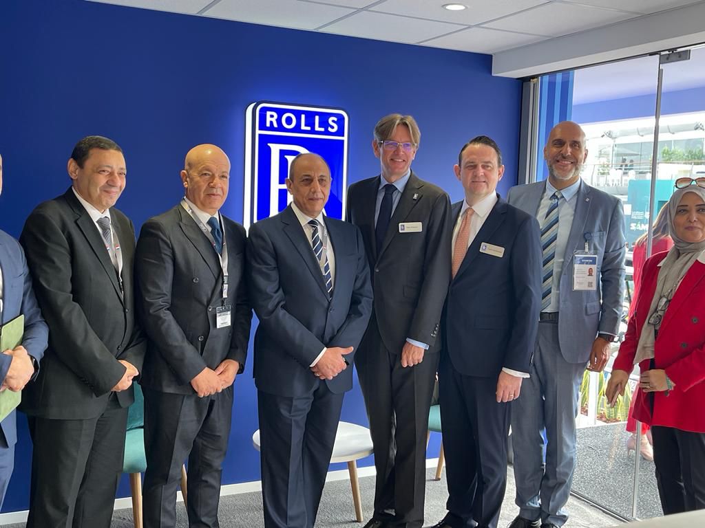 وزير الطيران المدني يحضر الافتتاح الرسمي لمعرض باريس الجوي ” لوبورجيه” ويجري عدة لقاءات مكثفة مع كبرى الشركات العالمية المصنعة للطائرات والمحركات