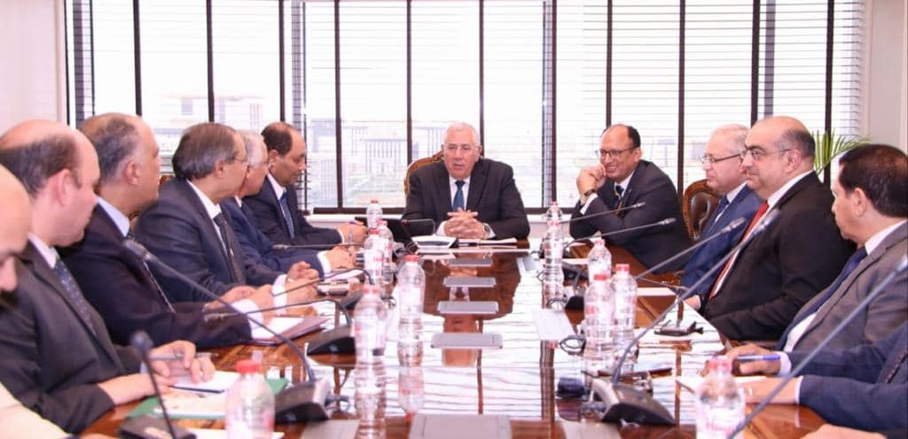 وزير الزراعة يبحث مع رئيس جامعة حلوان التعاون في مجال البحوث العلمية