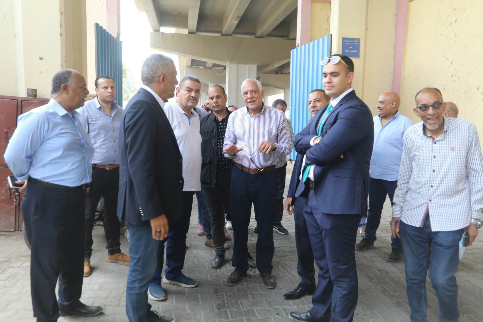 جولة ميدانية لمحافظ الجيزة بحي بولاق الدكرور