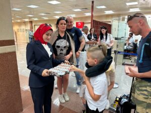 مطار مرسى مطروح الدولي يفتتح الموسم السياحي لرحلات أوروبا