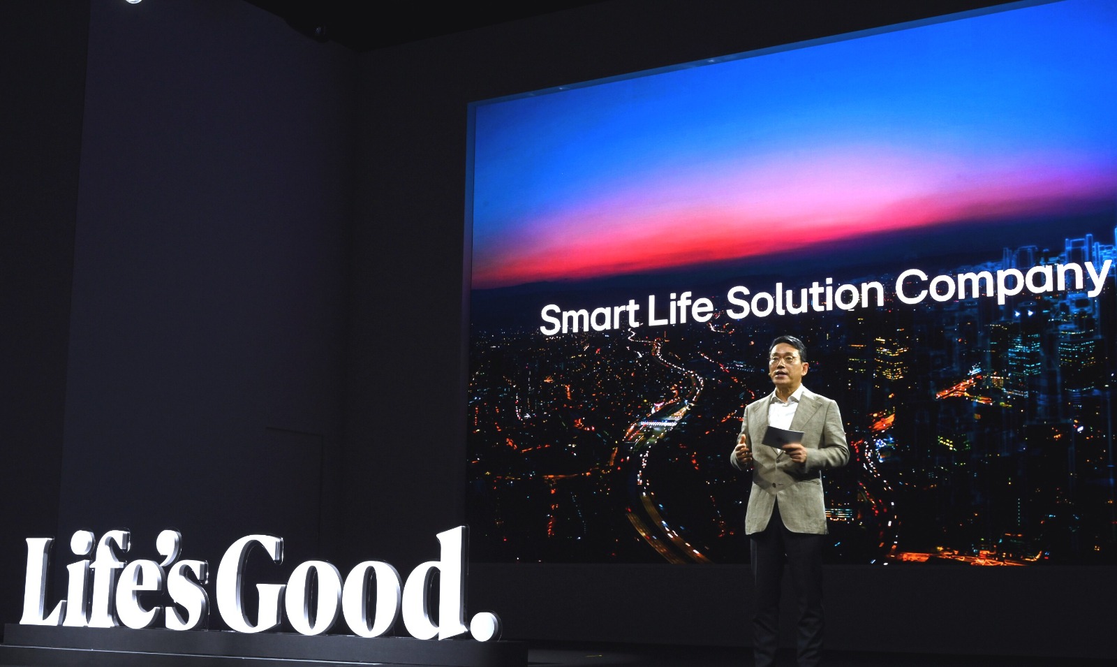 LG CEO Announces Bold Vision to Transform LG Into ‘Smart Life Solution Company’
