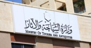 نتيجة تقديم لحوم غير صالحة للنزلاء.. حقيقة فيديو المشاجرة بأحد فنادق الغردقة