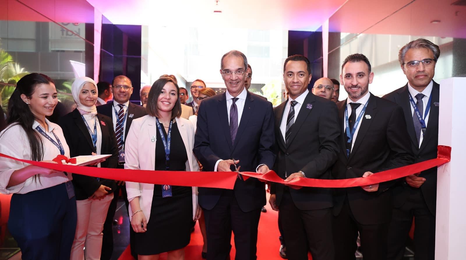 وزير الاتصالات يفتتح المقر الجديد لشركة “سايتك سولوشينز” ‏ الرائدة فى تطوير الأجهزة والبرامج المدمجة لصناعة السيارات