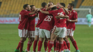 حقيقة مفاوضات الزمالك مع أيمن أشرف