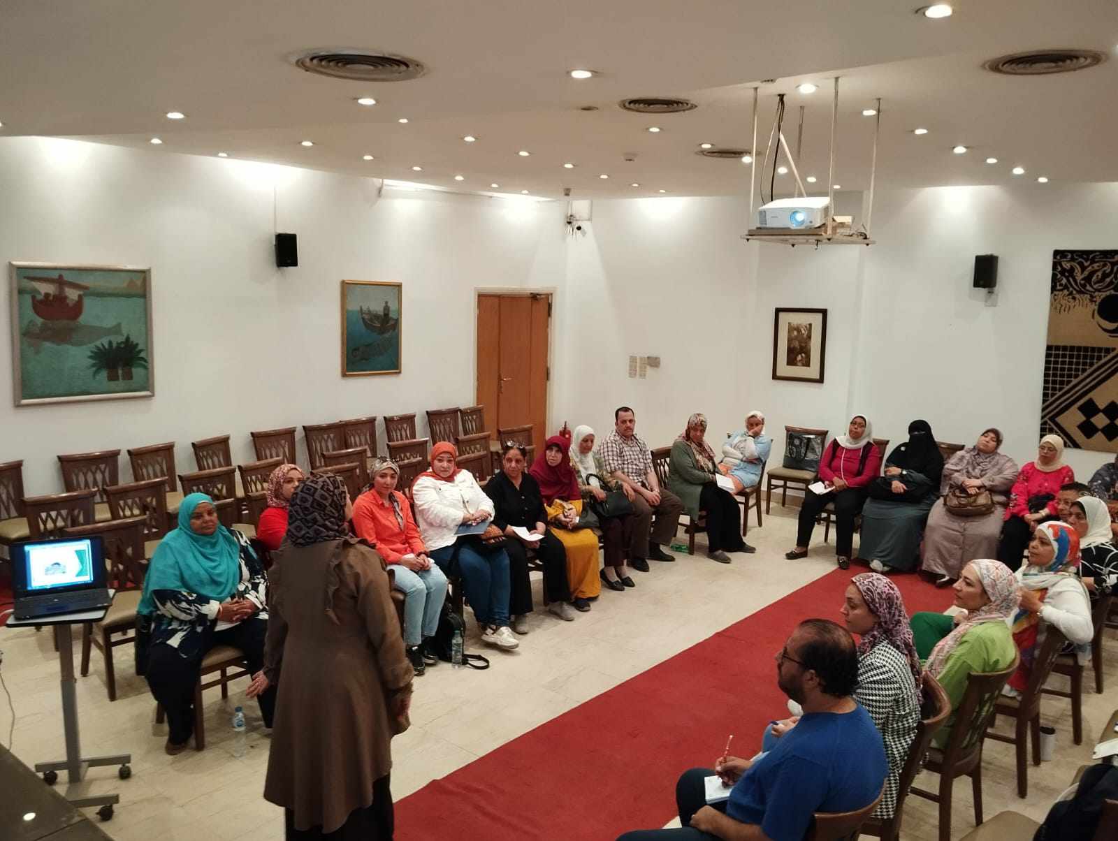 “القومي للأشخاص ذوي الإعاقة” و”الأعلى للثقافة” يستكملان تدريب “أساسيات لغة الإشارة” لعدد من العاملين بوزارة الثقافة