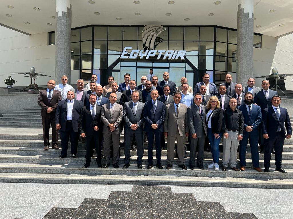رئيس مصر للطيران: إشادة دولية من لجنة التفتيش بمستوى أداء وتدريب العاملين بمختلف أنشطة الشركة
