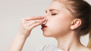 خطوات توقف نزيف الأنف