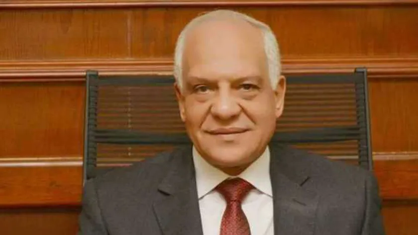 محافظ الجيزة يستجيب لشكاوى المواطنين