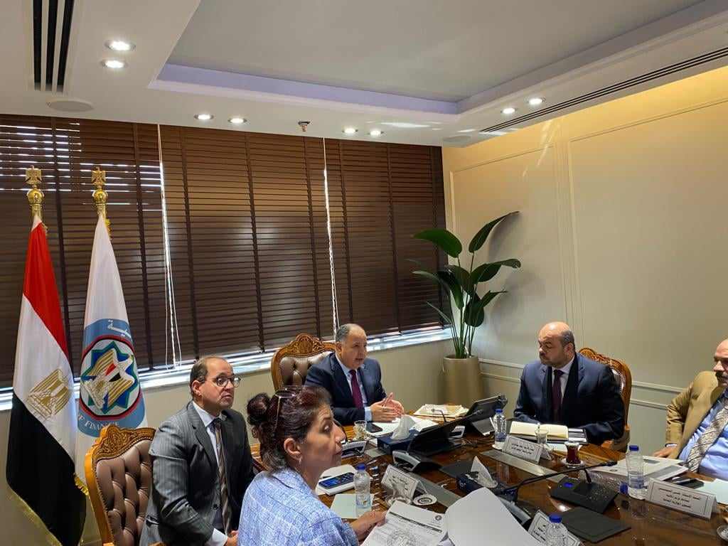 وزير المالية يتابع استعدادات استضافة اجتماعات البنك الآسيوي للاستثمار في البنية التحتية