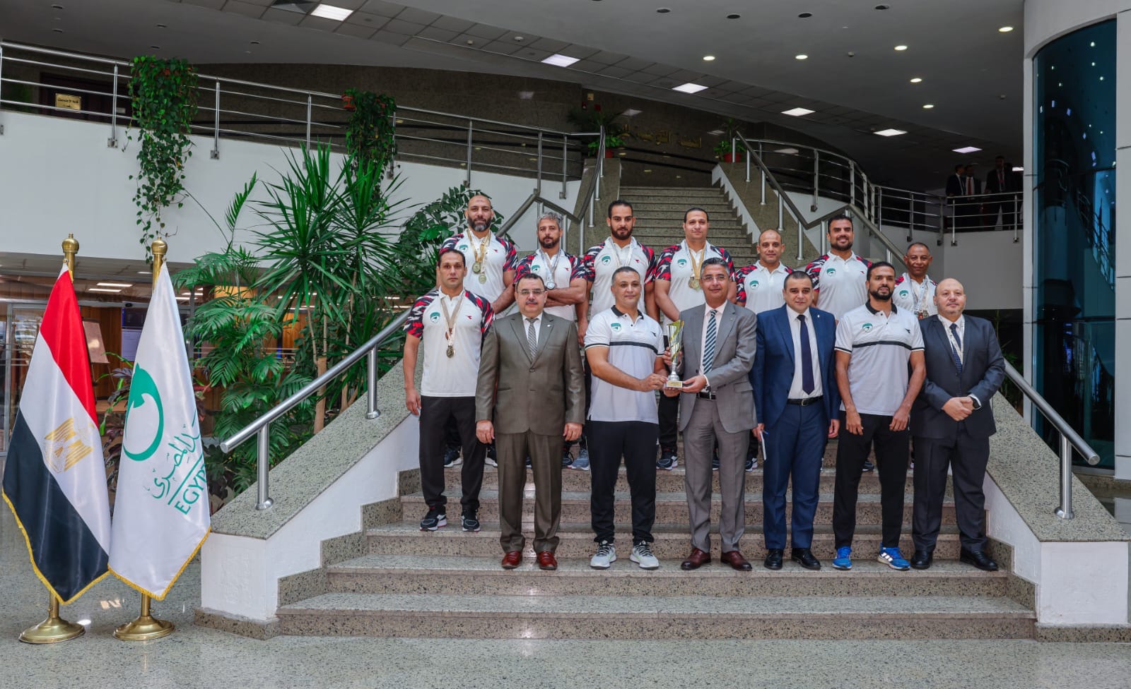 رئيس البريد يكرم “فريق البريد للمصارعة” بعد حصوله على بطولة جنوب إفريقيا الدولية