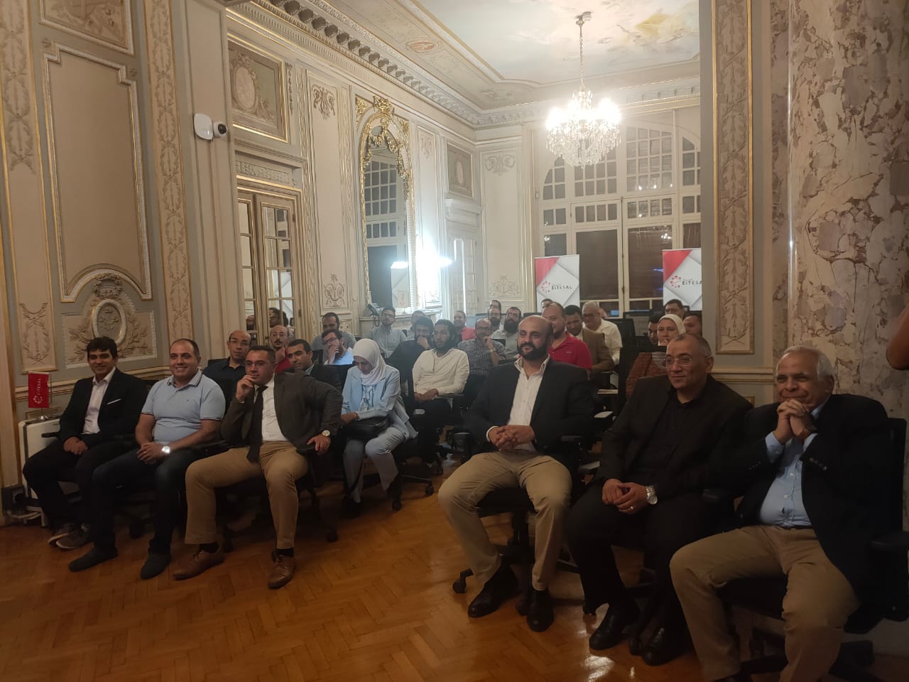 “اتصال” تعقد ورشة عمل لتعزيز دور الشركات المصرية في صناعة تصميم الدوائر الإلكترونية