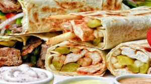 تحضير شاورما الدجاج على طريقة المطاعم