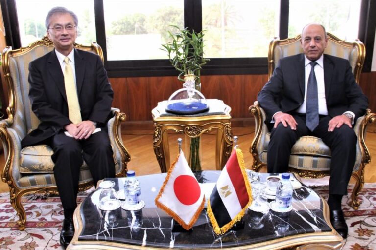 خلال اللقاء