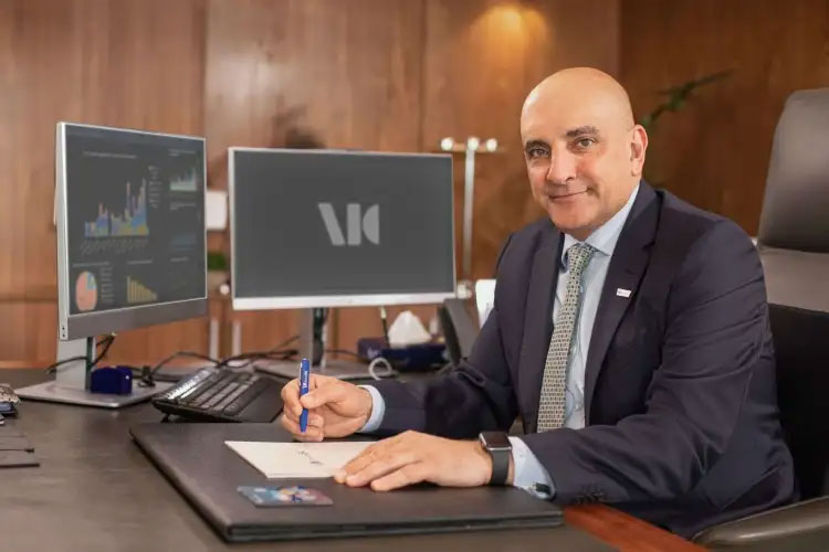 عمرو ثروت العضو المنتدب والرئيس التنفيذي