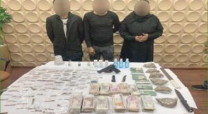 مباحث القاهرة تضبط 3 متهمين لإدارتهم شقة لتصنيع مخدر الاستروكس بالنهضة