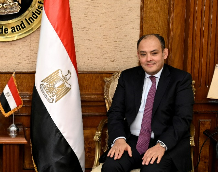 وزير التجارة والصناعة يزور تركيا لتطوير التعاون الاقتصادي المشترك بين البلدين