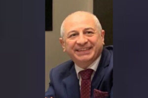 ” عمرو محمود ” رئيسًا لقطاع الأسواق الحرة بشركة مصرللطيران للسياحة (الكرنك) والأسواق الحرة