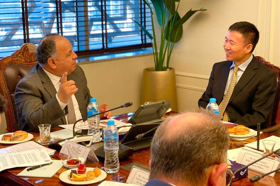 وزير المالية: نتطلع لتعزيز التعاون الإنمائي الثنائي في الأنشطة الاستثمارية الأكثر استدامة