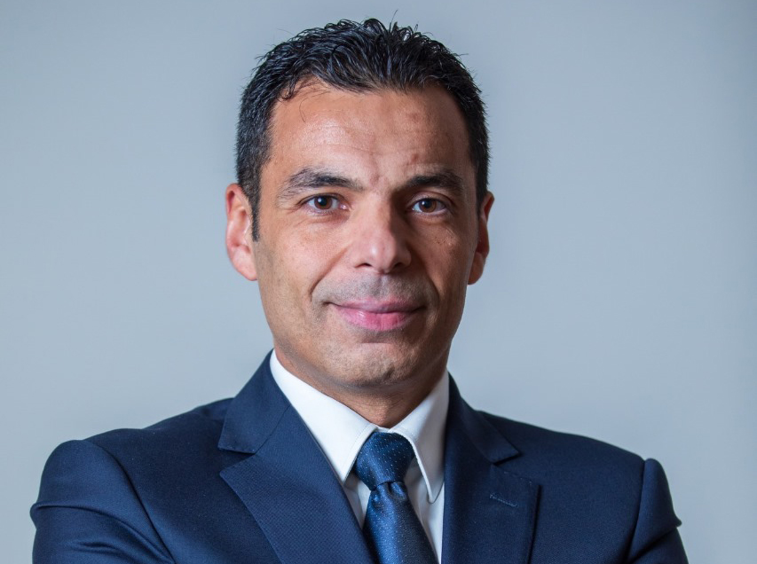 أحمد سمير كامل يتولى قيادة “إي أسواق – مصر”