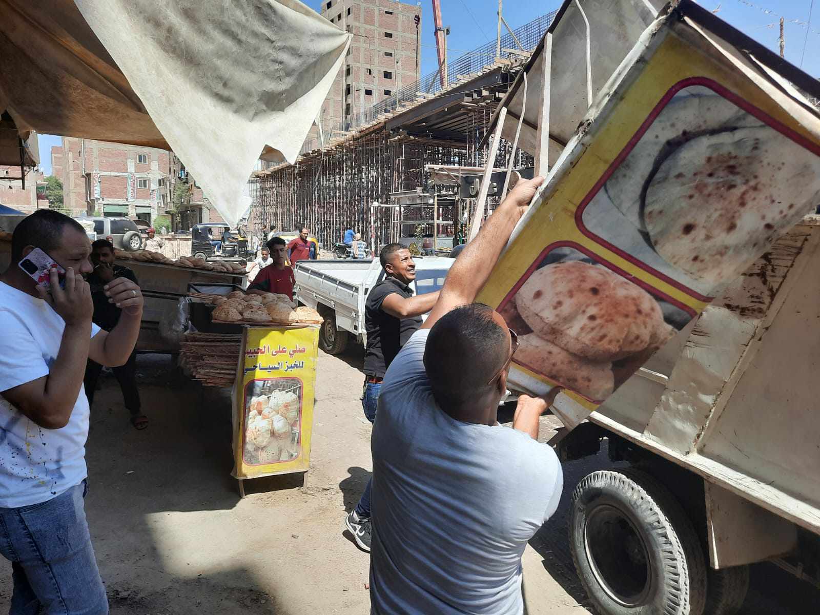 رفع إشغالات بشتيل بحي المنيرة الغربية