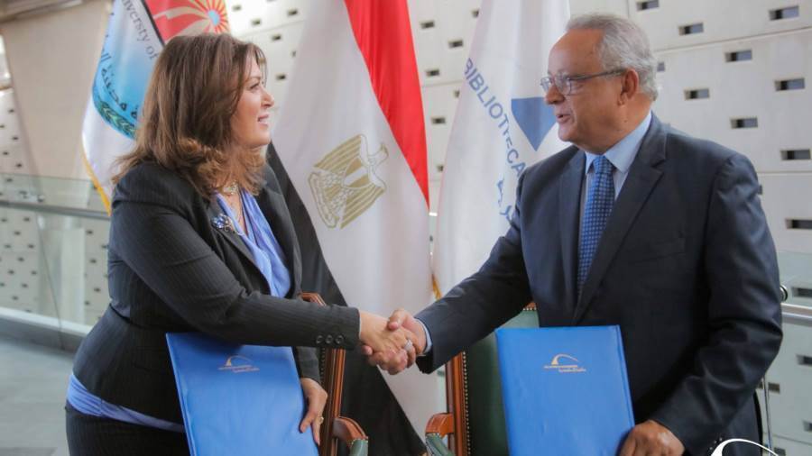 مكتبة الإسكندرية وجامعة مدينة السادات يوقعان اتفاقية تعاون لإنشاء سفارة معرفة بالجامعة