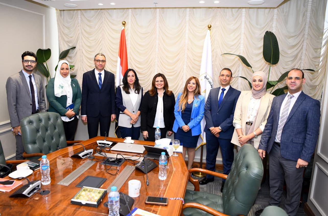 وزيرة الهجرة تبحث تدريب وتأهيل الشباب لسوق العمل المشترك