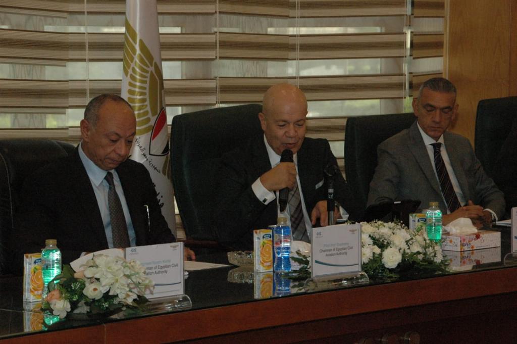 وفد إدارة أمن النقل الأمريكية TSA يشيد بالإجراءات الأمنية المطبقة بمطار القاهرة وشركة مصر للطيران..