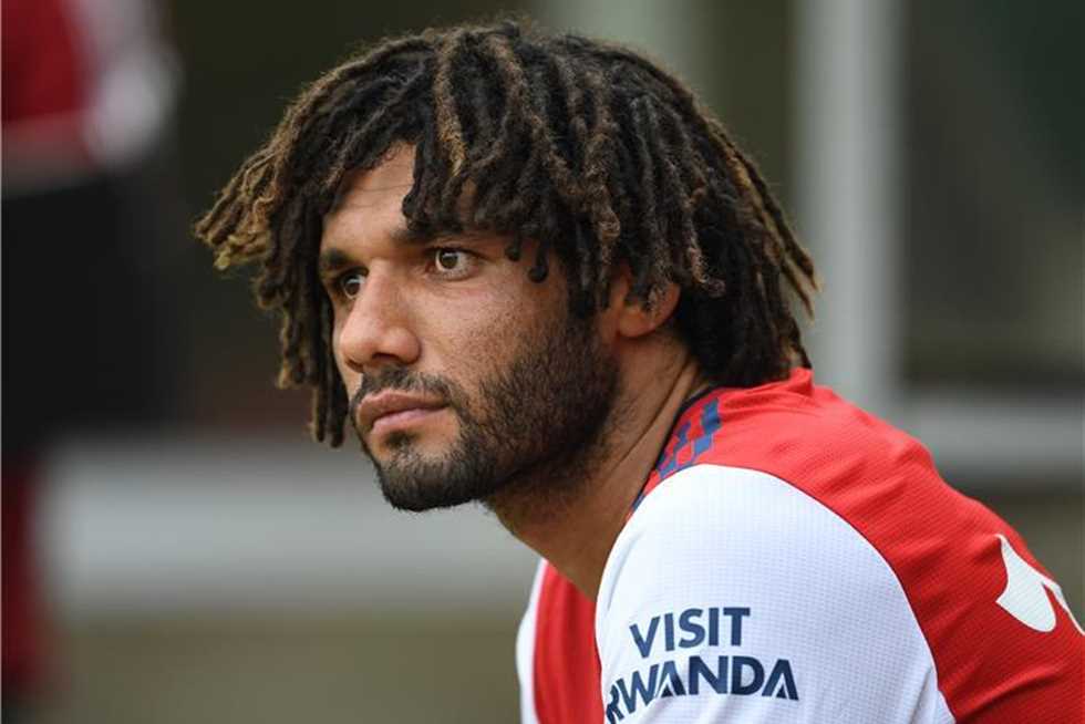 محمد النني يتصدر “تويتر” بعد تغيير صورة بروفايله بـ”علم فلسطين”.. ومغردون: “فخر مصر الحقيقي”