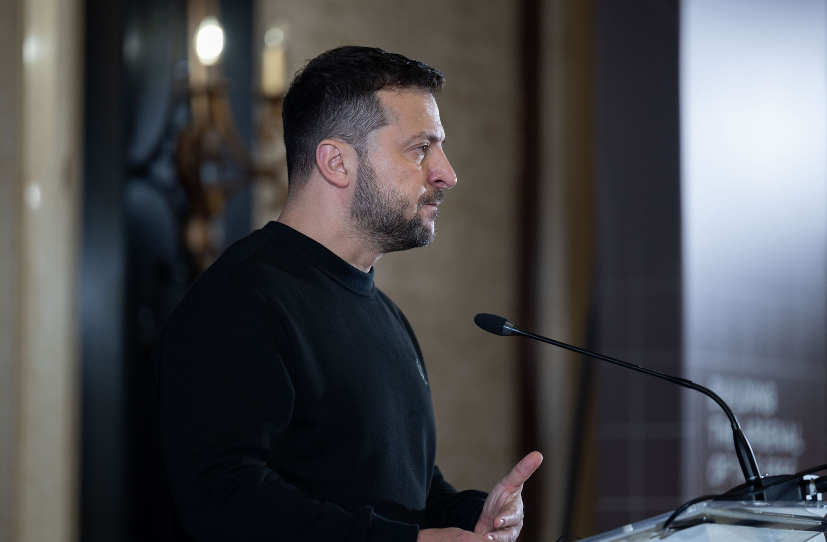 بعد زيارة لأوكرانيا.. العثور على جهاز تتبع في سيارة الرئيس البولندي