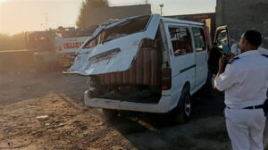 مصرع اثنين وإصابة 10 أشخاص في حادث تصادم بالطريق الصحراوي الغربي