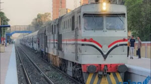 عامل زراعي يلقى مصرعه أسفل عجلات قطار في سوهاج