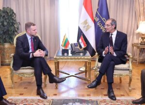 “طلعت” يبحث مع وزير خارجية ليتوانيا تعزيز التعاون فى مجالات الاتصالات وتكنولوجيا المعلومات