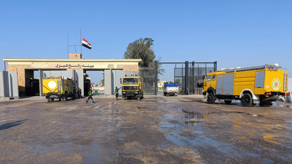 “فعلتها مصر ودخلت المساعدات” يتصدر “تويتر”.. ومغردون: “والله وعملوها الرجالة”