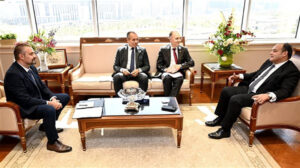 وزير التجارة والصناعة يبحث مع سفير بلغاريا سبل تعزيز التعاون بين البلدين