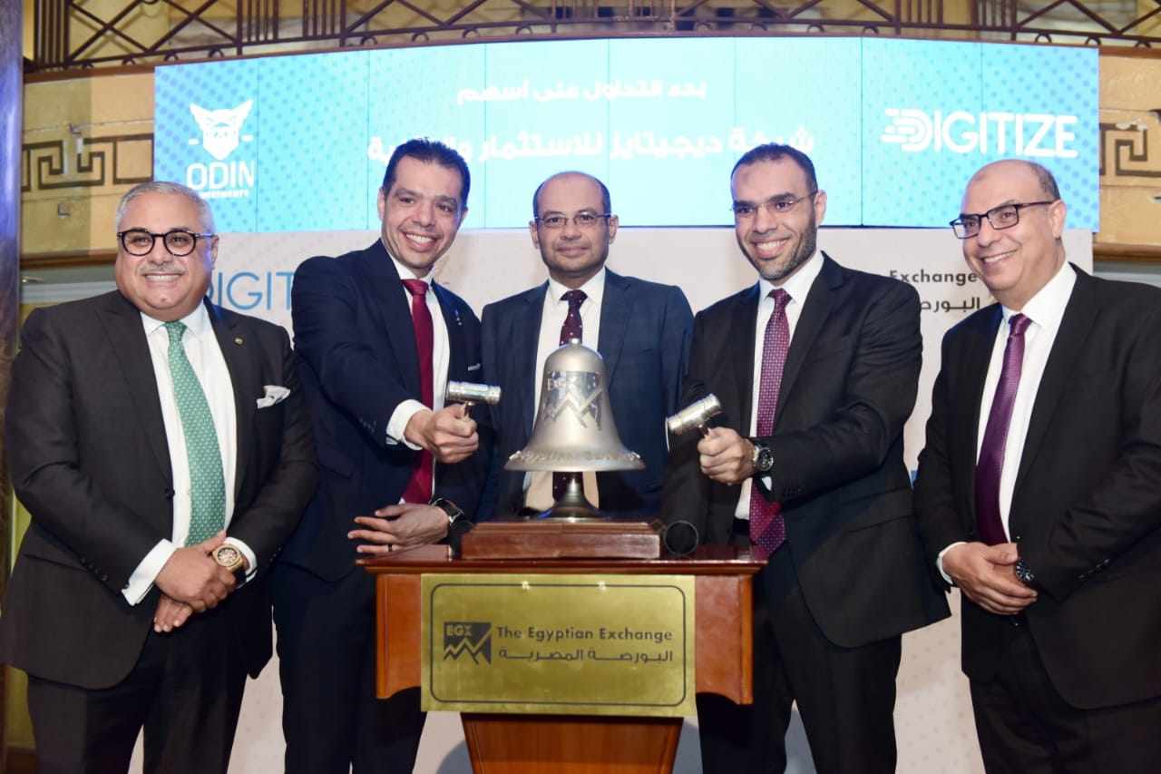 رئيس البورصة يشارك قيادات شركة ديجيتايز فعالية “قرع الجرس”
