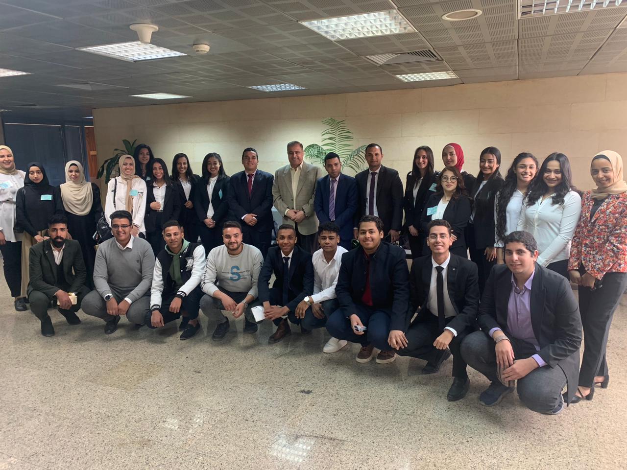 مطار الأقصر يحتفل بختام موسم التدريب الصيفى لطلاب الجامعات والمعاهد