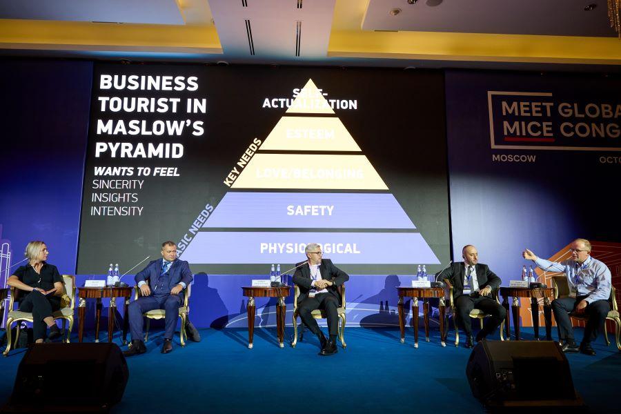 مؤتمر سياحي عالمي في موسكو ..14 دولة حاضرة ومصر غائبة …هنا التفاصيل