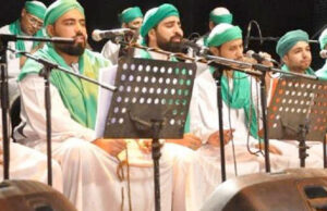 فرقة الحضرة للإنشاد الصوفي تحيي حفلًا بالإسكندرية بمناسبة المولد النبوي