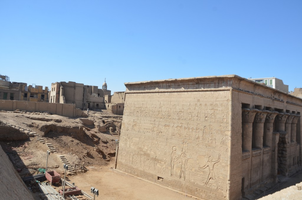 ” اسنا” تتوج بافضل فيلم  ترويج سياحي استثنائي في الشرق الأوسط  … هنا التفاصيل